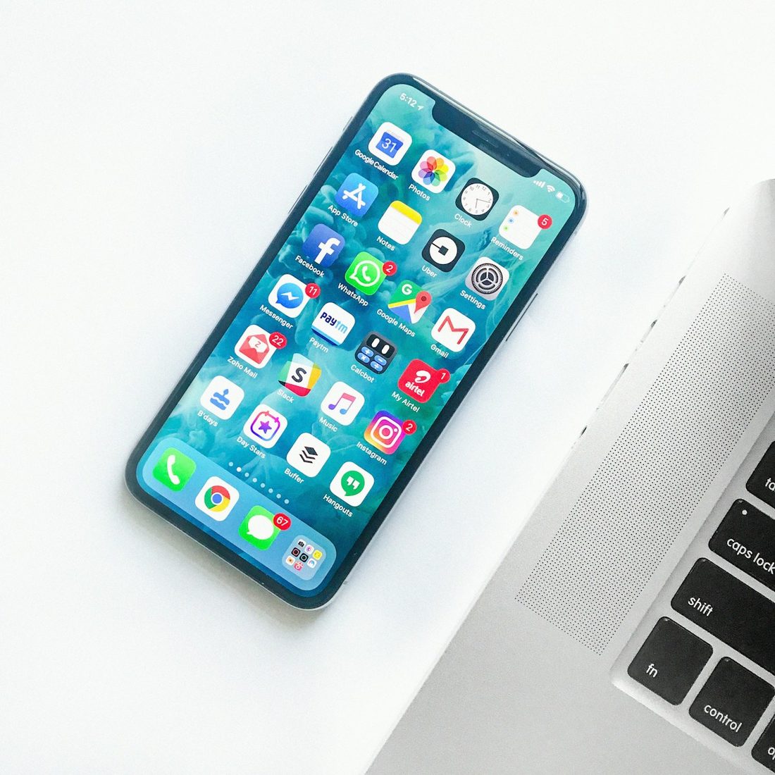 博乐体育 APP 赛程与赛事列表界面示意